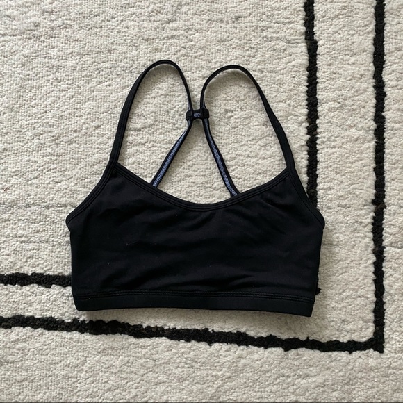 Aritzia Other - TNA Black Light Support Sports Bra